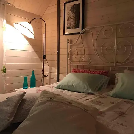 Guesthouse Little Tundra Lahti Esterno foto